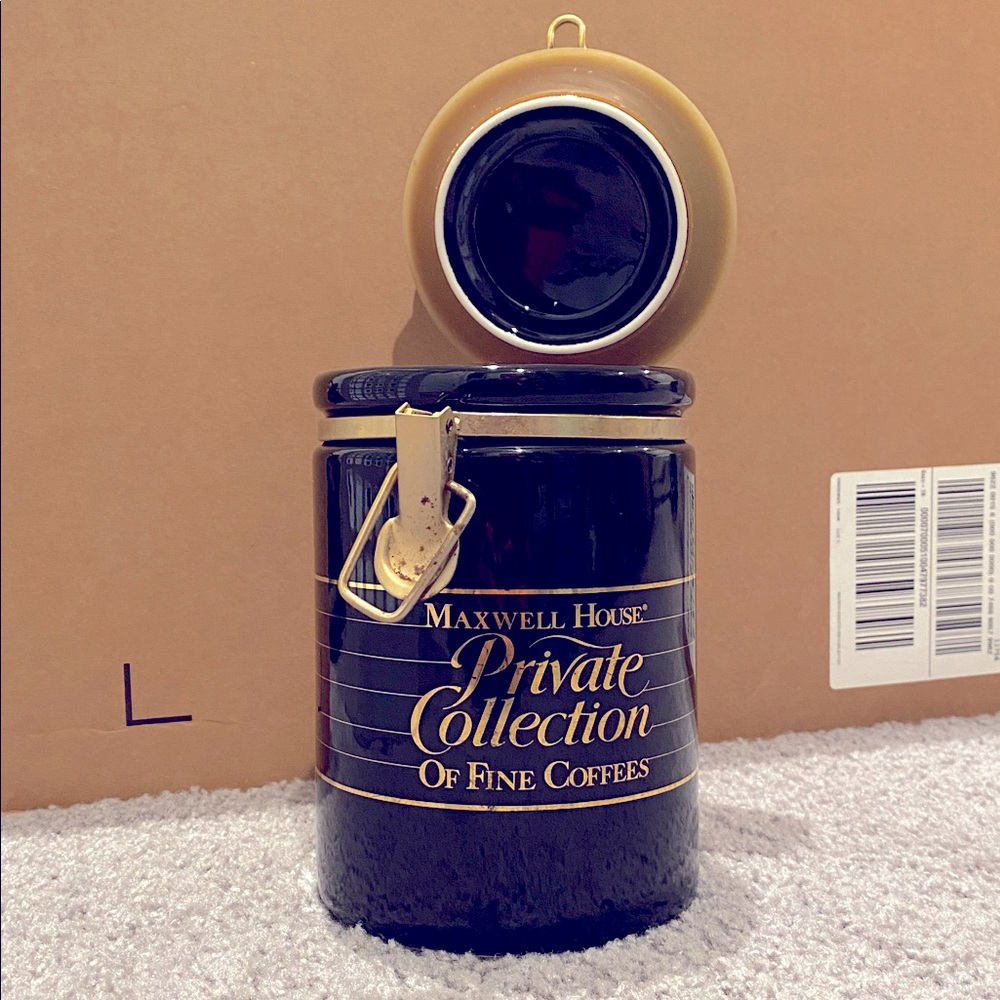 Vintage Maxwell House Coffee Canister - Picture 2 of 4